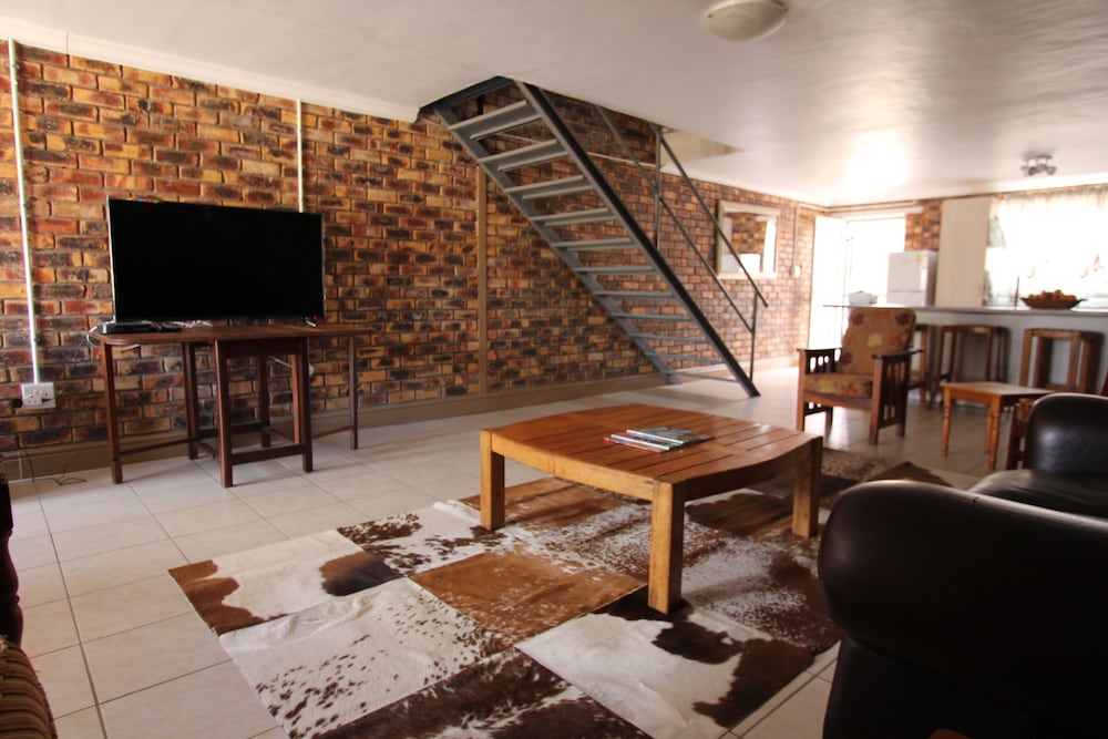 Clanwilliam Accommodation 40/46