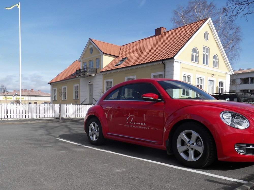 Annas Hotell 42/50