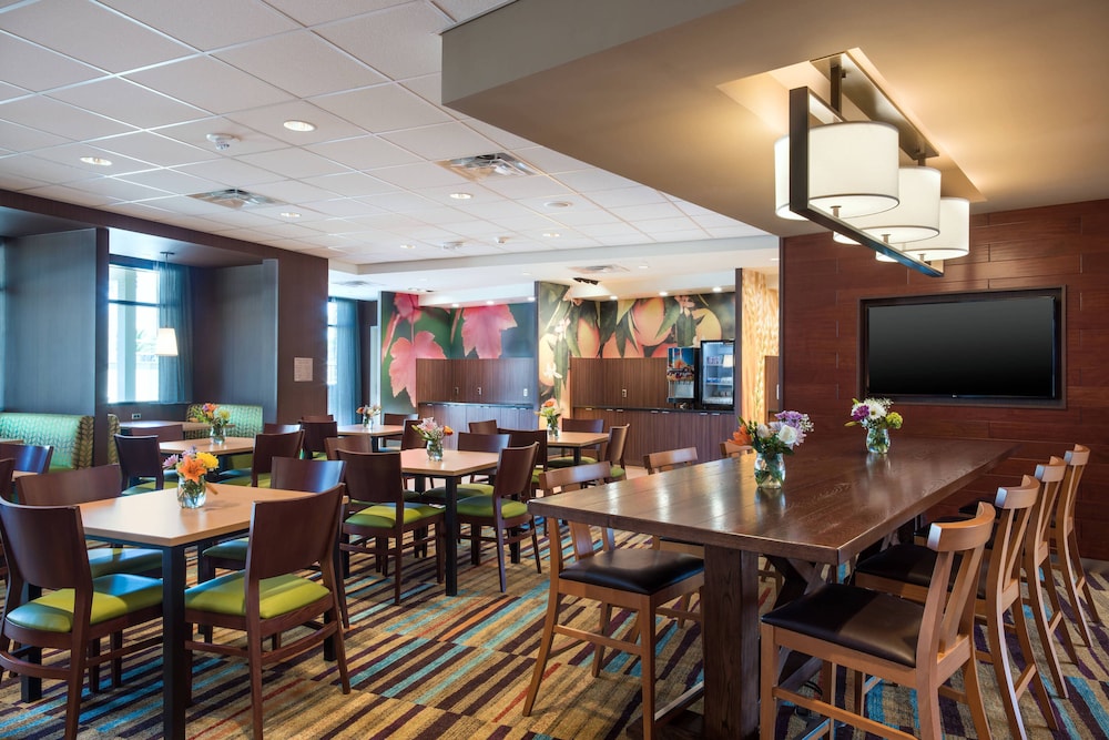Fairfield Inn & Suites San Diego North/San Marcos 26/32