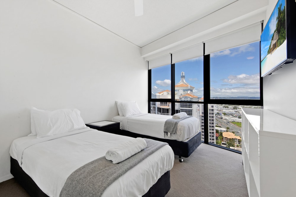 Mantra Sierra Grand Broadbeach 32/73