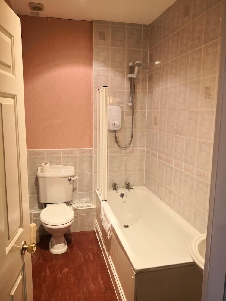 OYO Dunmar House Hotel 59/60