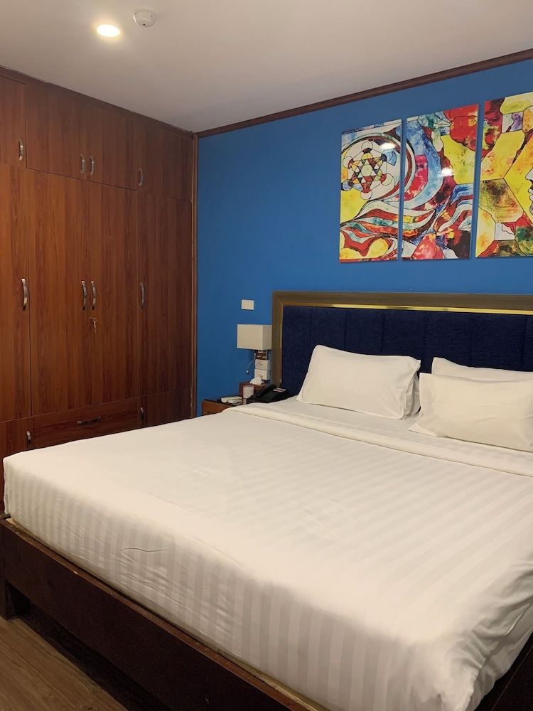 A25 Hotel Hang Non 18/49