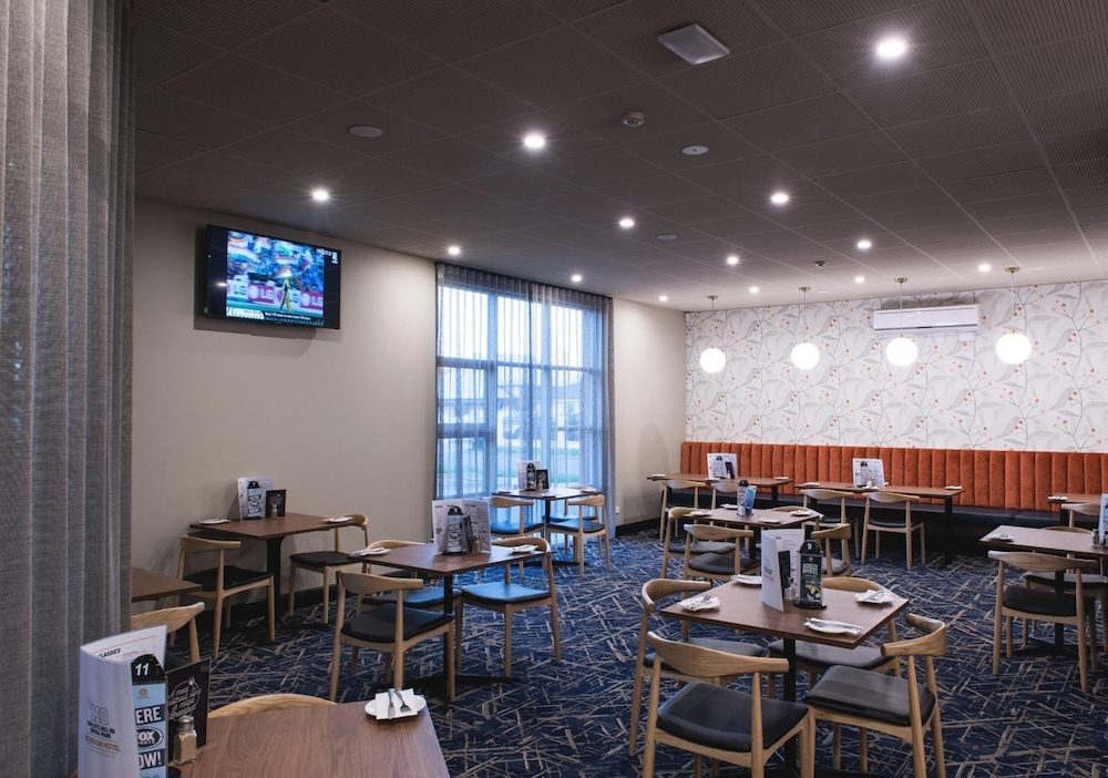 Hendon Hotel 45/50