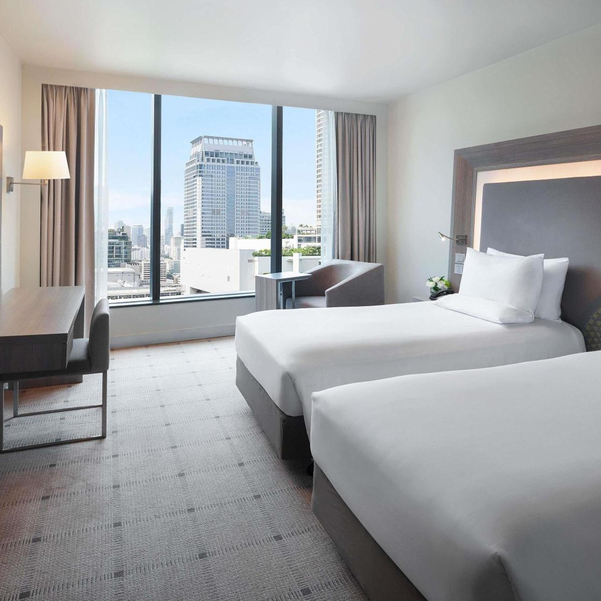 غرفة بريميير بسرير فردي بإطلالة على المتنزه، Novotel Bangkok Platinum 5/10