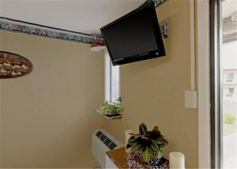 Americas Best Value Inn San Marcos 9/50