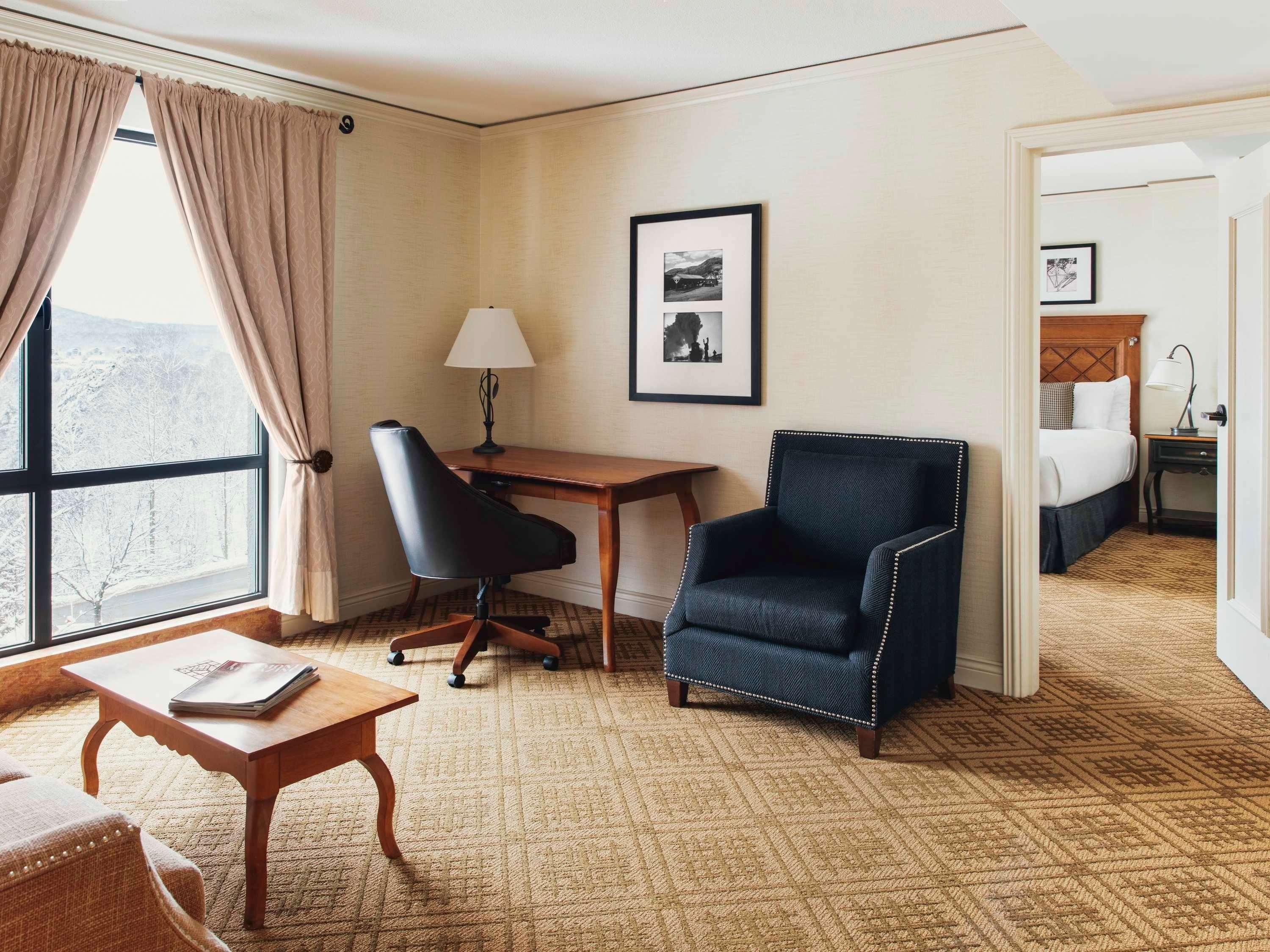 1 Bedroom, Suite, Queen Bed, Sofa, Living Area, Fairmont Tremblant 2/2