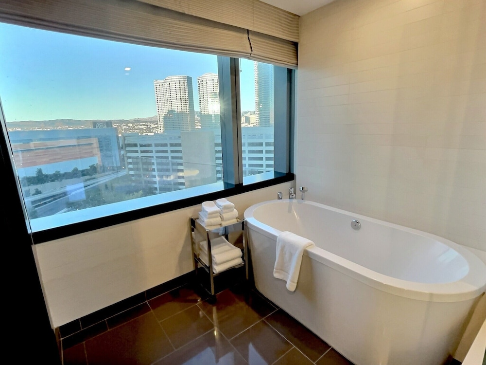 Jet Luxury At The Vdara Condo Hotel 61/70