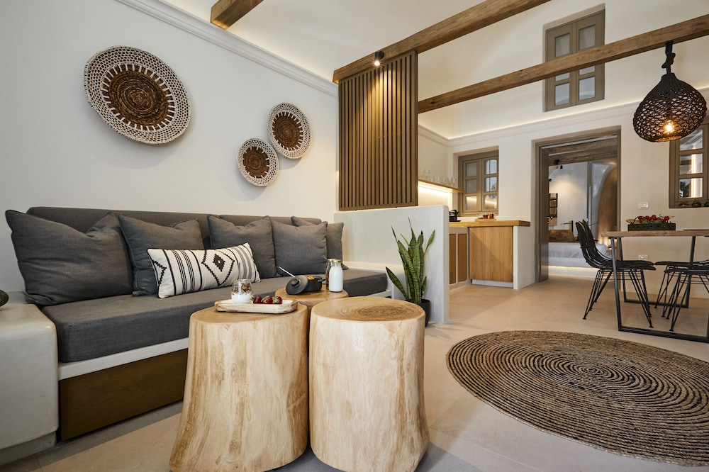 Floria Suites 26/46