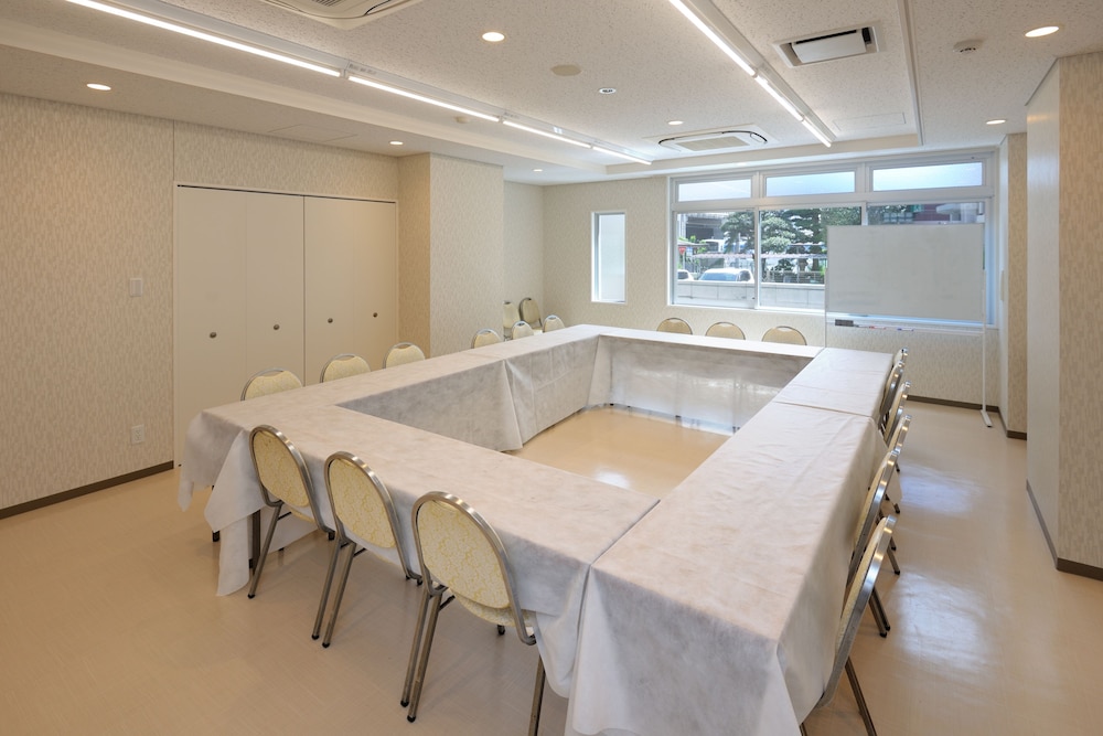 Kumagaya Royal Hotel Suzuki 46/50