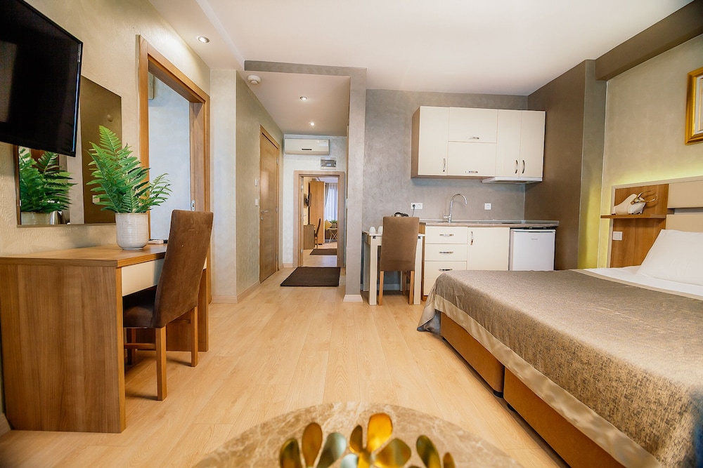 Kavalali Suites 25/50