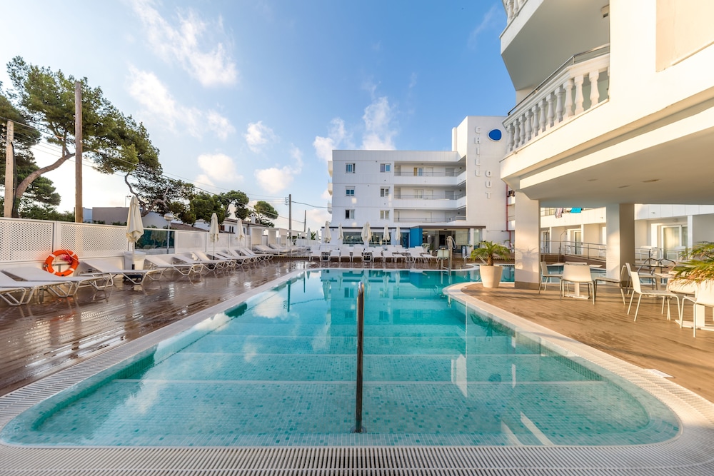 WelikeHotel Triton beach 37/48