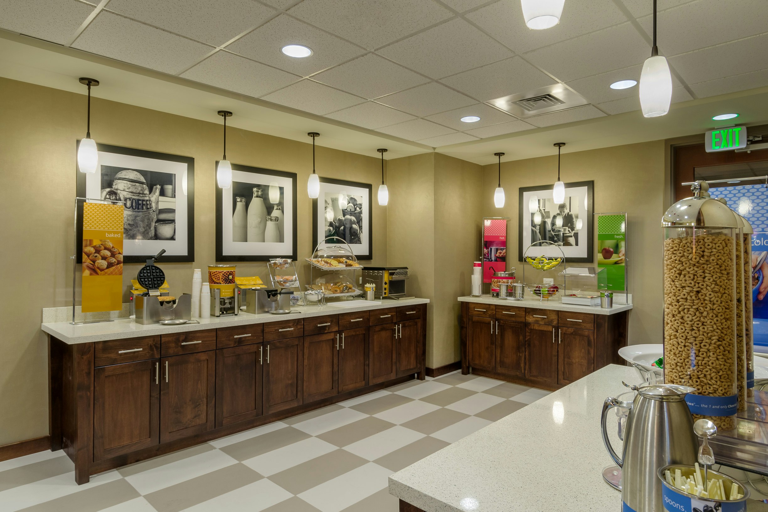 Hampton Inn Suites Portland Vancouver 28/49