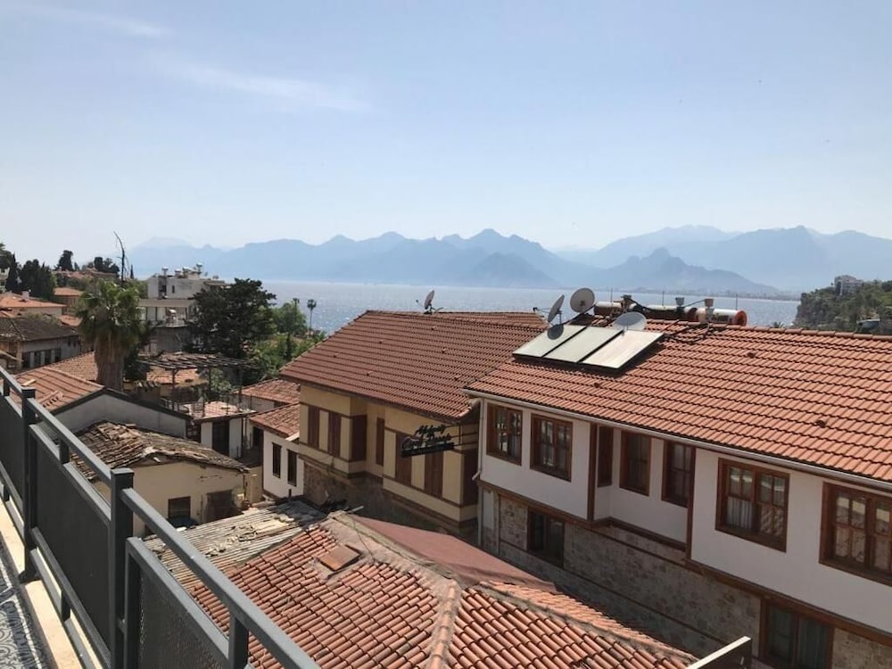 Solo Boutique Hotel 5/23