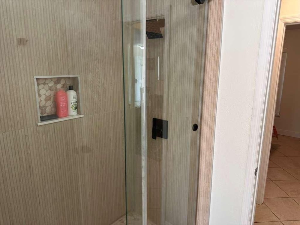 Port St Lucie 3BD -2B 6/32
