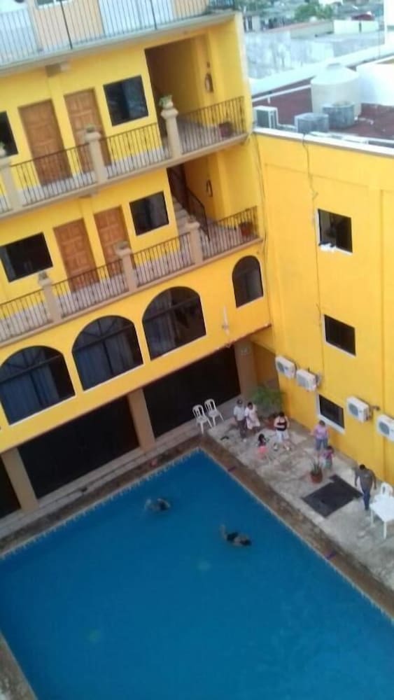 Hotel Arcos del Parque 26/46