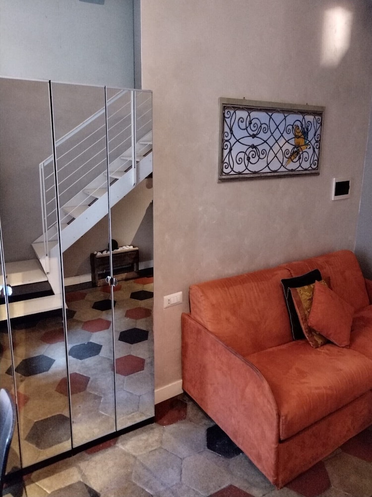 Nerva Accomodation Cavour 53/67