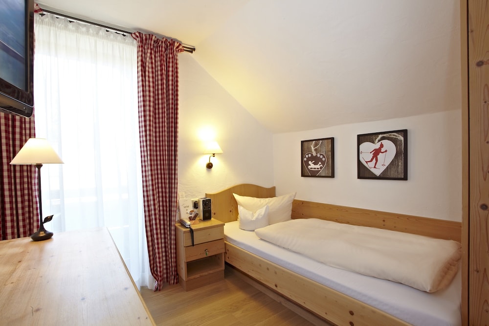 STAUDACHERHOF 13/50