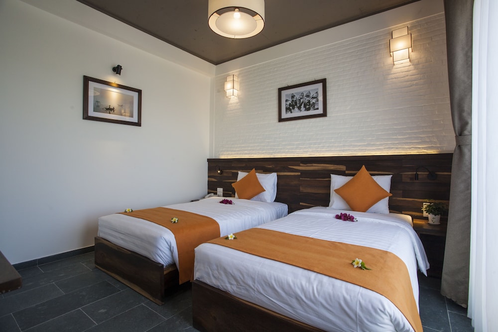 Hoi An Silk River Villa 9/37