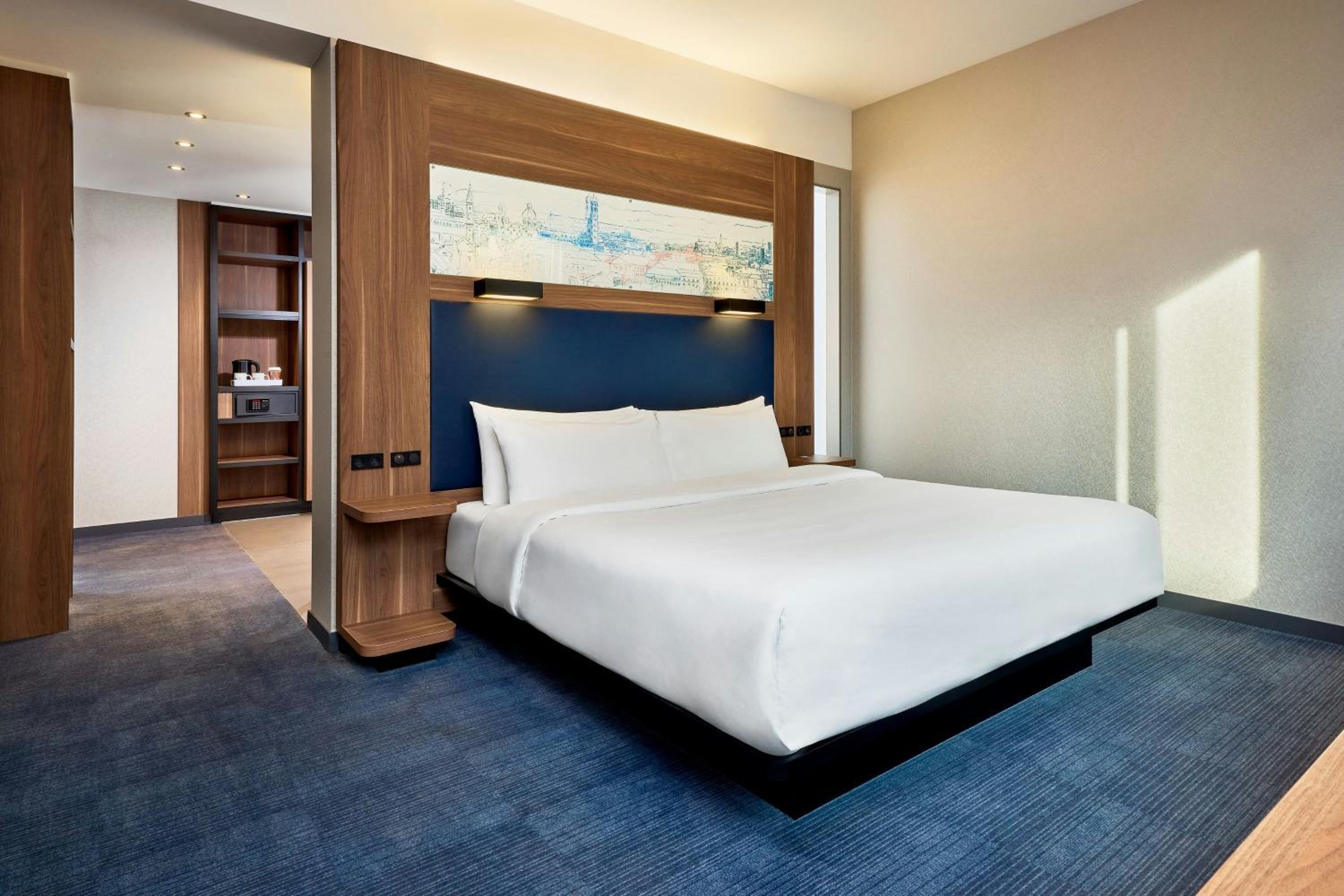 Urban, King Bed، ALOFT MUNICH 3/10