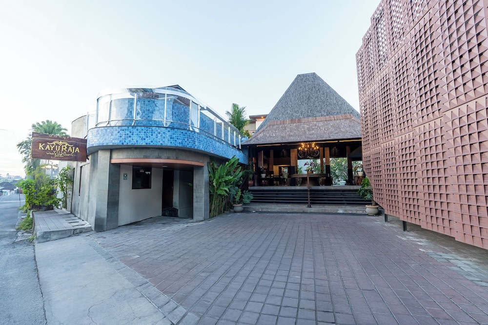 VILLA KAYU RAJA 62/69