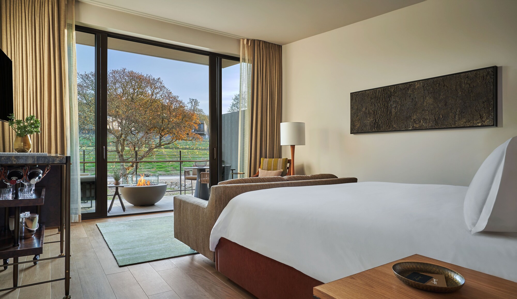 Vineyard, Deluxe, King Bed