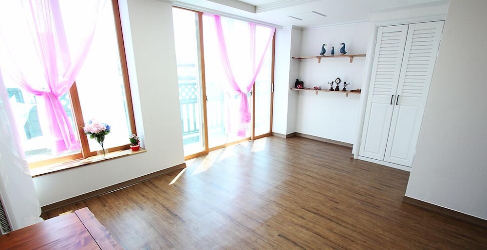 Namhae 1 Night 2 Days Pension 7/20