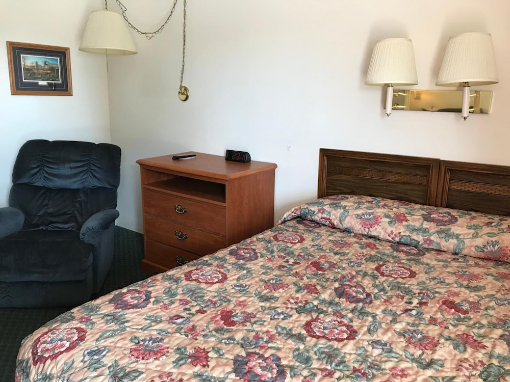 Motel Grand 10/56