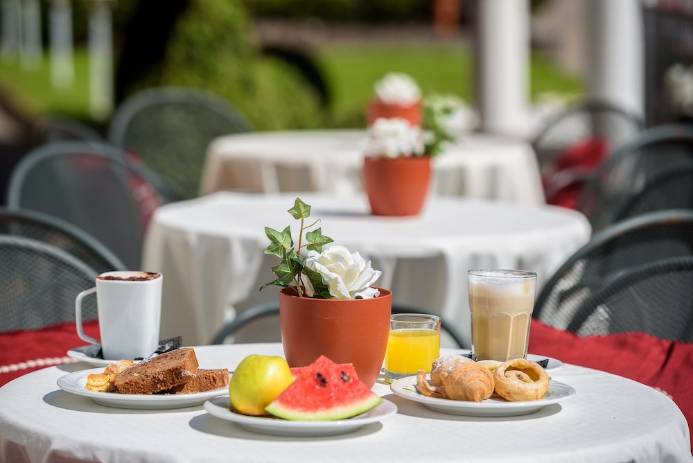Hotel Villa di Bosco 37/50