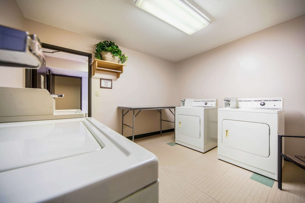 Sleep Inn & Suites Columbus, NE 18/61