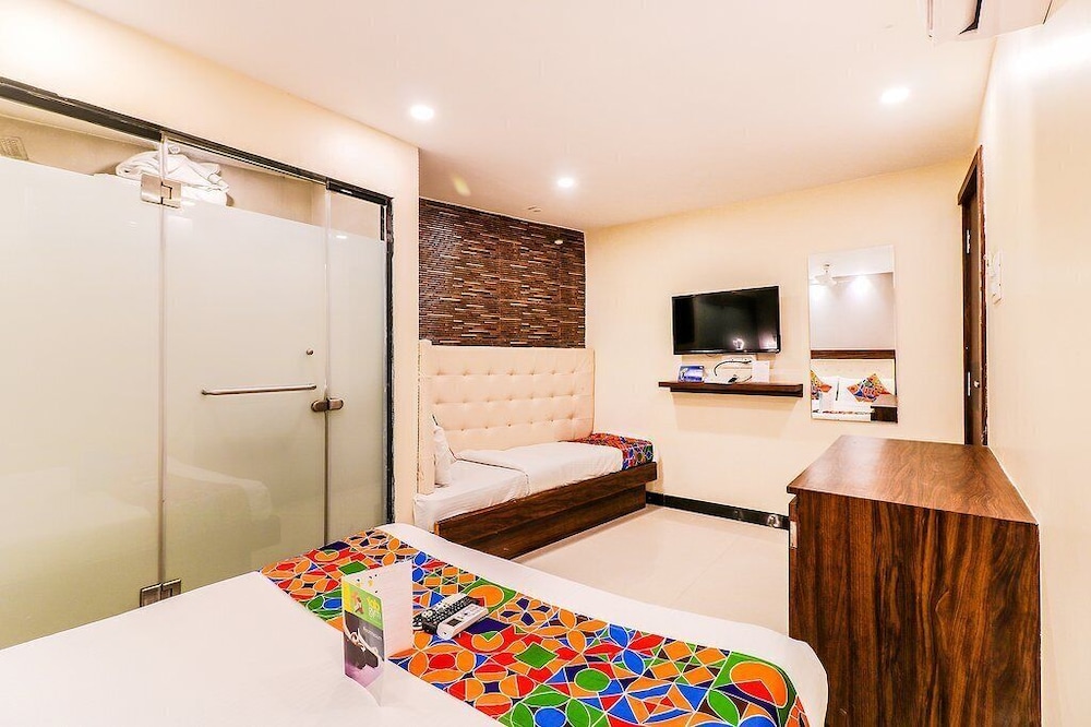Fabhotel Garden Creek Residency Andheri 13/22