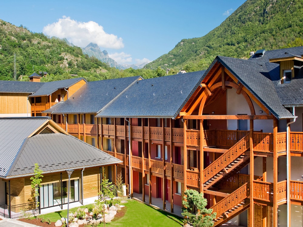 Lagrange Confort Les Chalets D Apos Ax 2/16