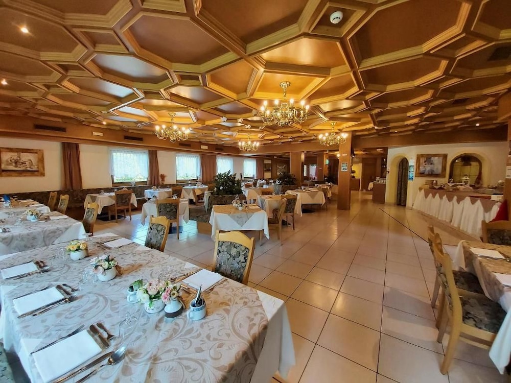 Hotel Scoiattolo 28/50