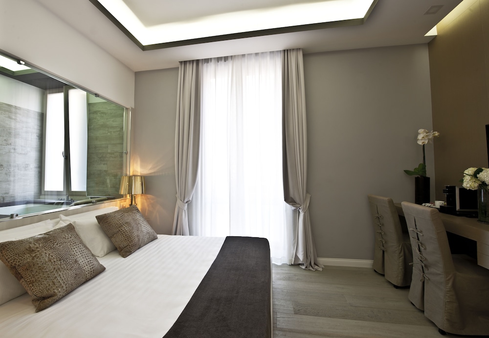 Corso Boutique Luxury Rooms 17/48