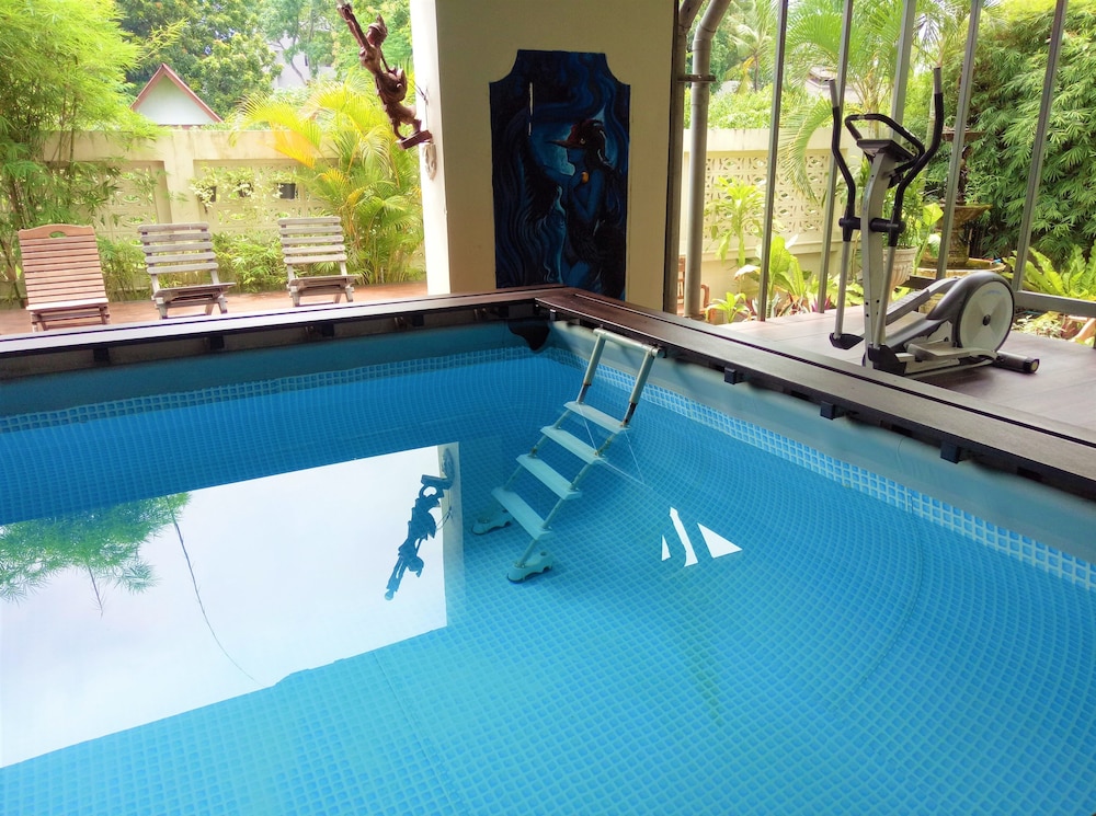 Khuang Singh Residence Chiangmai 30/50