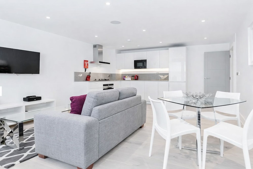 Roomspace Apartments -Walpole Court 25/50