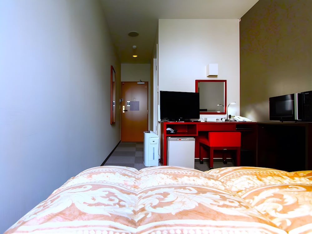 ROOM, SINGLE, SMOKING