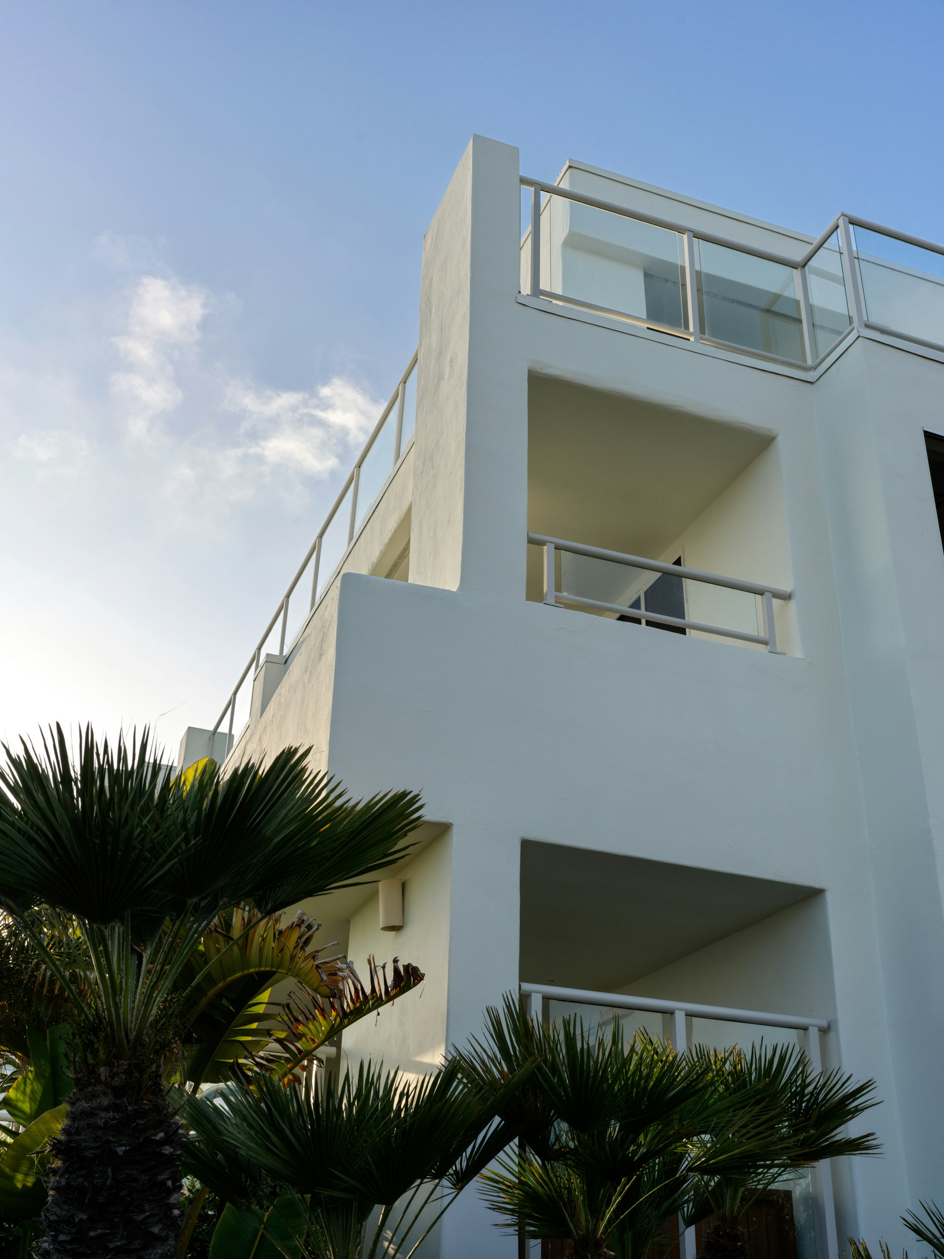 Casa Loma Beach Hotel 2/57