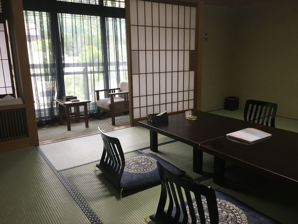 Okada Ryokan Warakutei 32/50