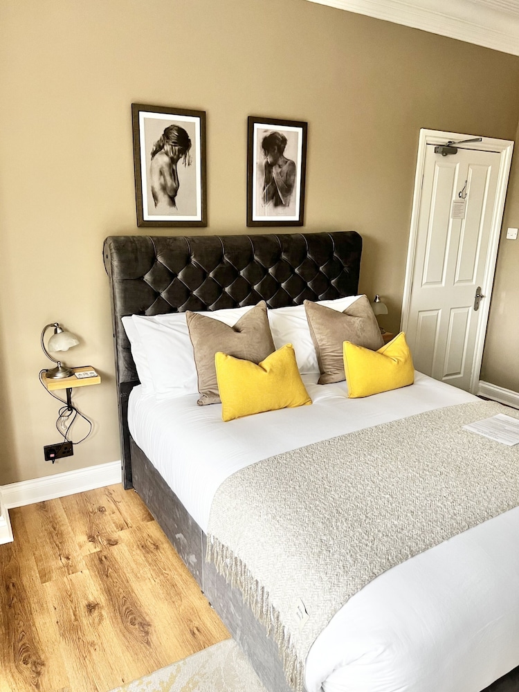 Devon House Guest House 15/50