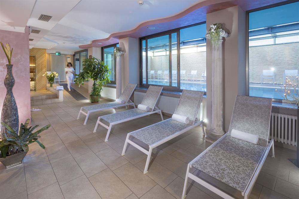 Terminal Palace And Spa 22/50