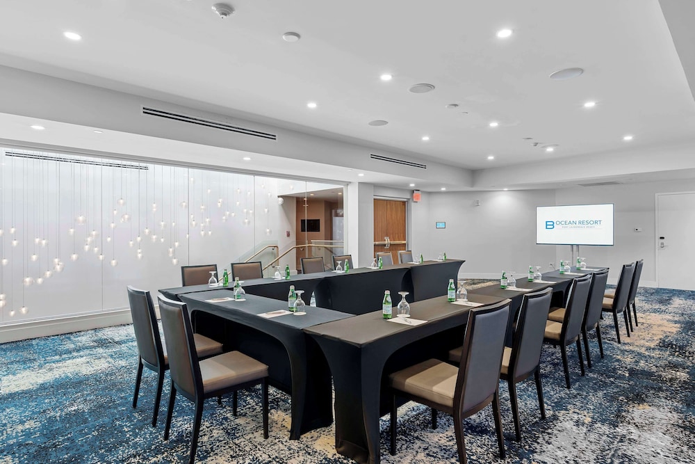 B Ocean Resort Fort Lauderdale 32/50