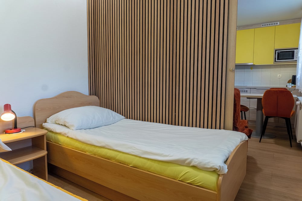 Rooms and Apartments Jana 23/76