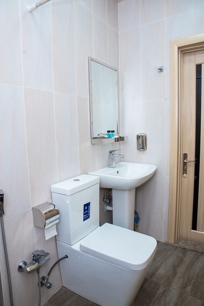 Sebail Inn Hotel 46/50
