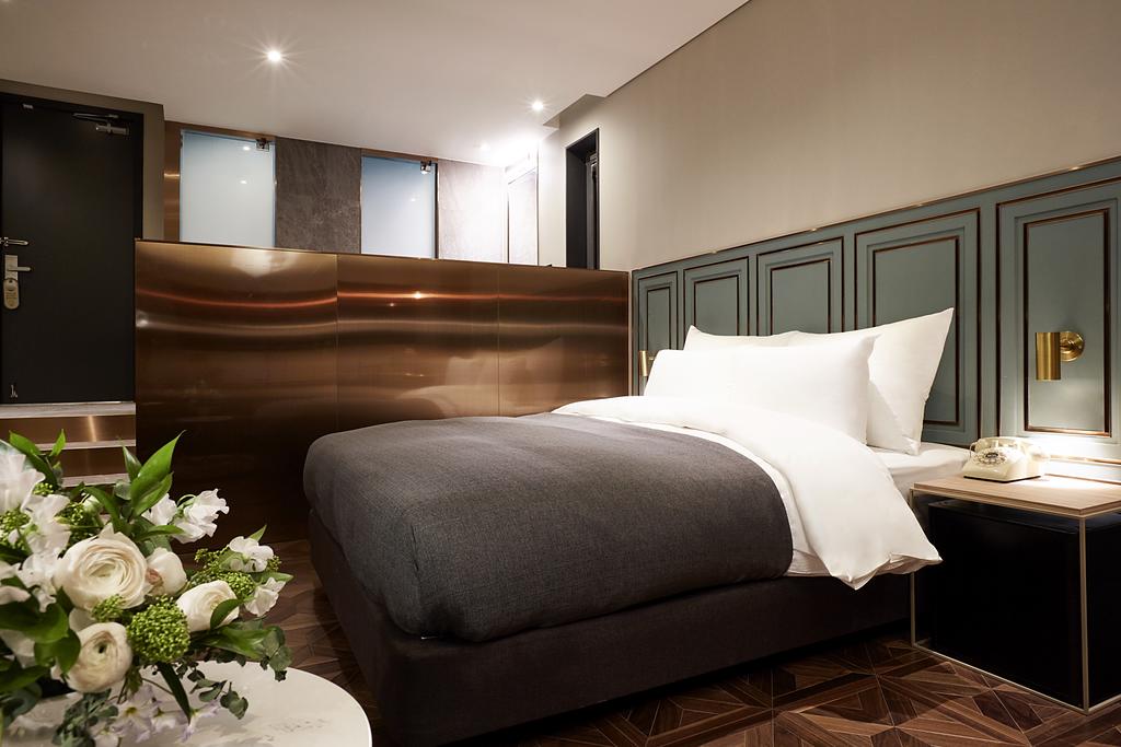 Deluxe, Double Bed