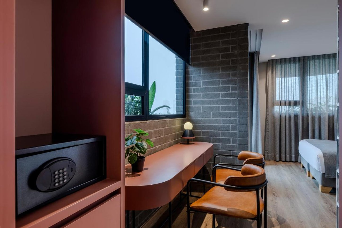 Heiss Hotel 36/46