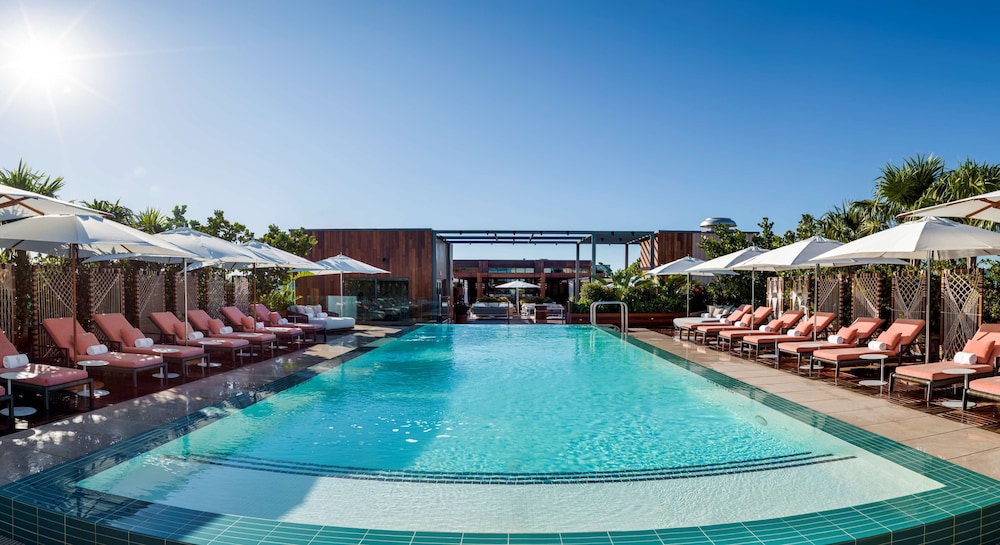 The Ray Hotel Delray Beach, Curio Collection by Hilton in DELRAY BEACH - FL