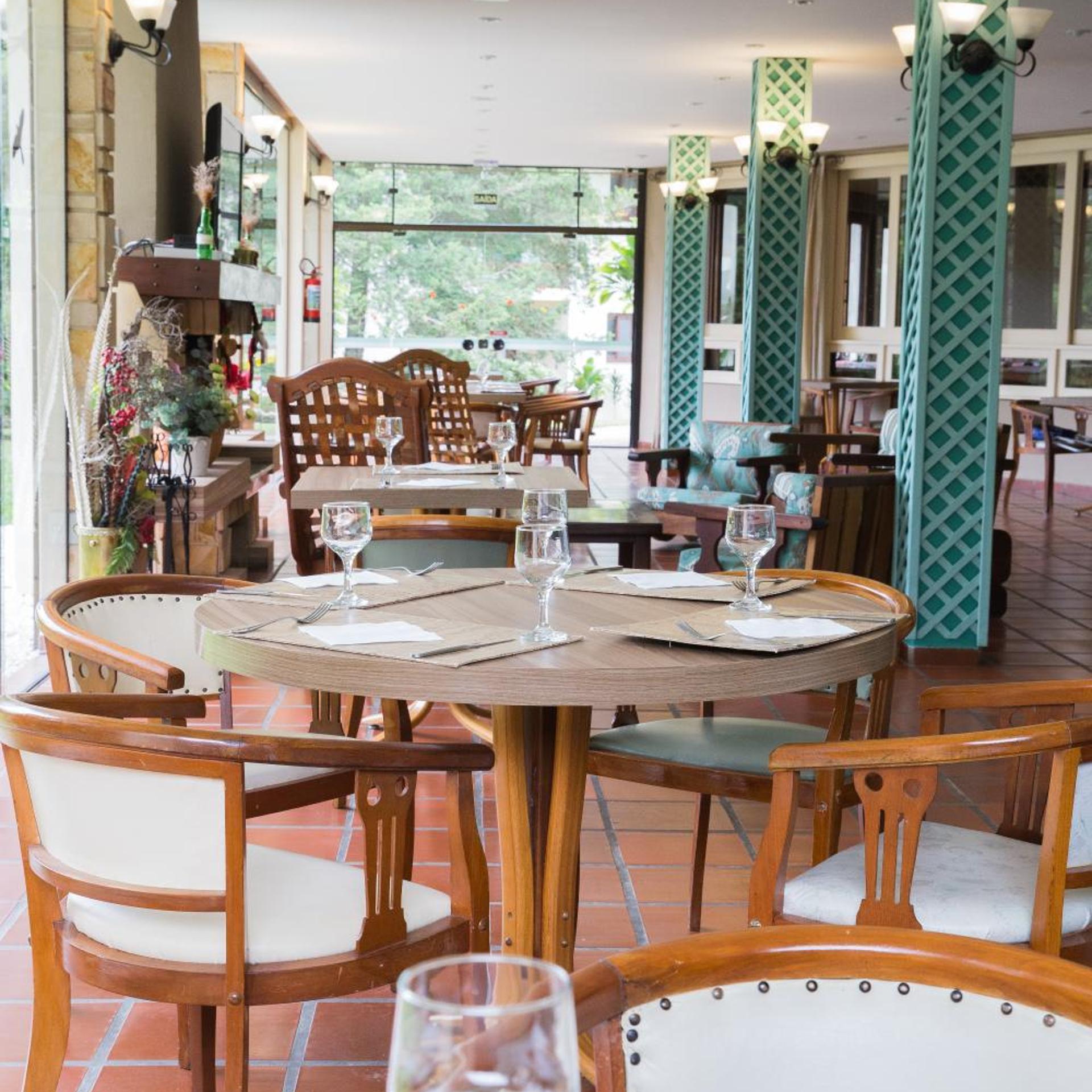 HOTEL ESTANCIA BETANIA 38/53