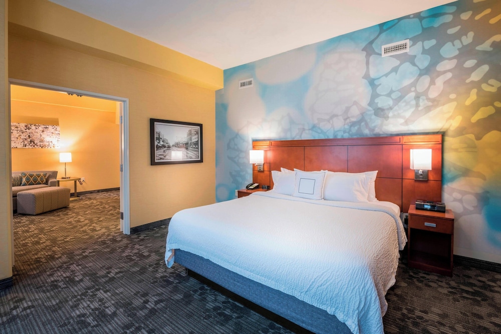 Room at Courtyard By Marriott Tulsa Downtown, TULSA - OK