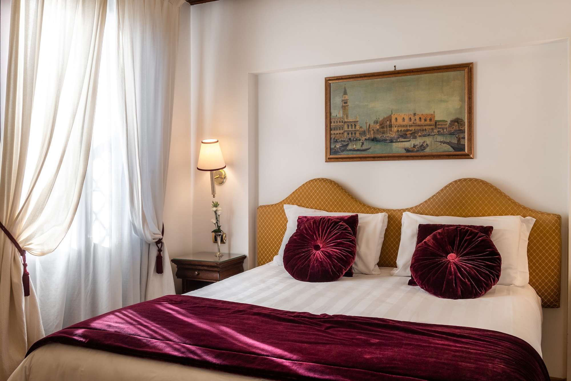 Room, Single, Double Bed, Lagoon View