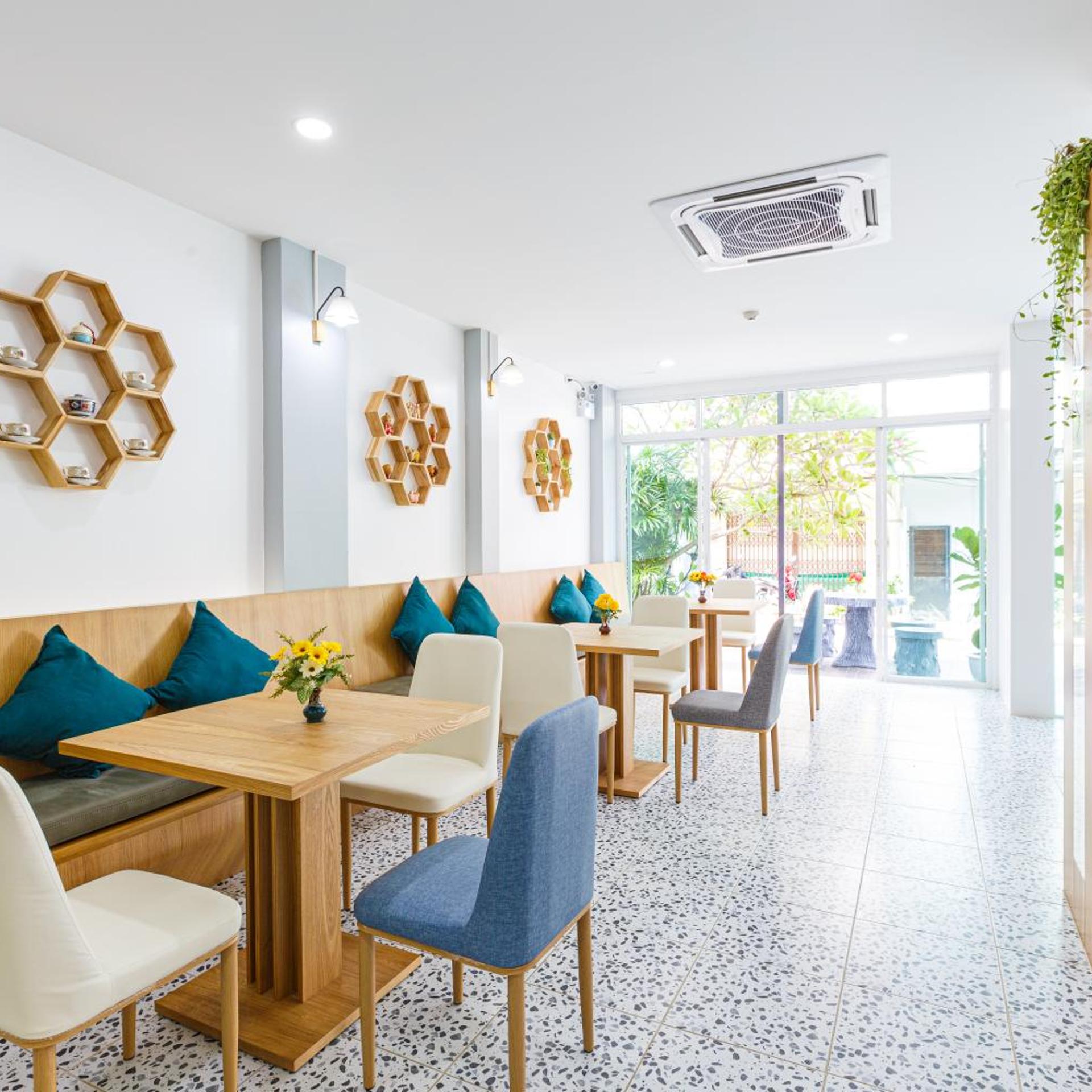 SOUTH SIAM GUESTHOUSE 29/32